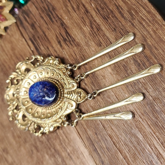 B814 lapis lazuli carved cameo antique dangle brooch breathtakingly beautiful - Picture 4 of 6